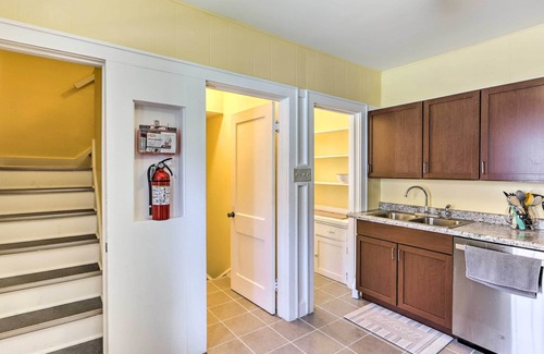 Milwaukee House | Lovely Milwaukee Getaway - Family Friendly!