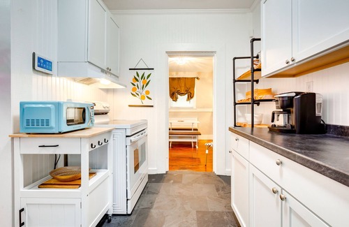 Leinkauf House | Lovely Mobile Home w/Smart TV: 2 Mi to Downtown!