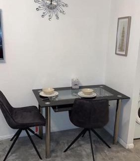 Belvedere Apartment | Lovely Modern One bedroom Flat close to station