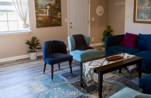 Antioch House | Lovely Nashville Townhome ~ 13 Mi to Dtwn!