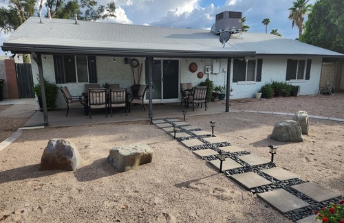 Paradise Valley Village House | Lovely North Phoenix home