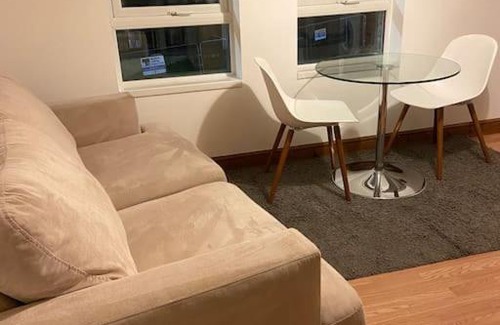 West Hendon Apartment | Lovely One Bedroom Flat in London