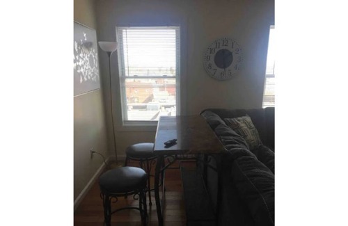 Niskayuna Apartment | Lovely one bedroom with free parking