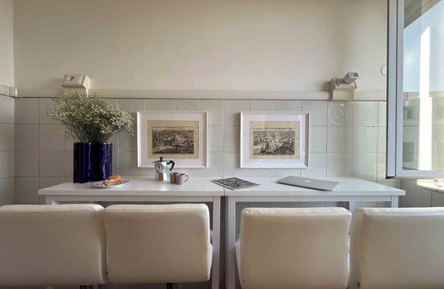 Gianicolense Apartment | Lovely Panoramic Studio in Rome