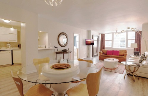Galt Mile Condo | Lovely Partial Oceanview Condo at Ocean Manor Resort One bedroom