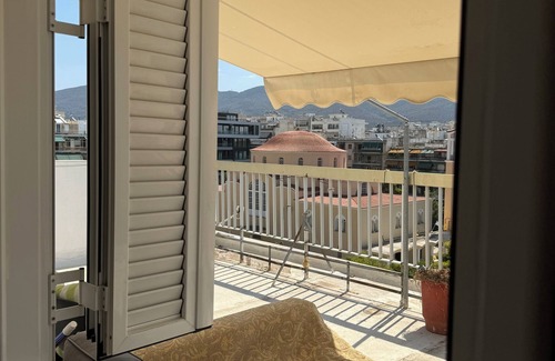 Ilisia Apartment | Lovely place , close to the Center view to ancient Acropolis !