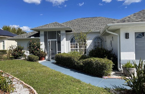 Broadmoor House | Lovely pool house with canal view!