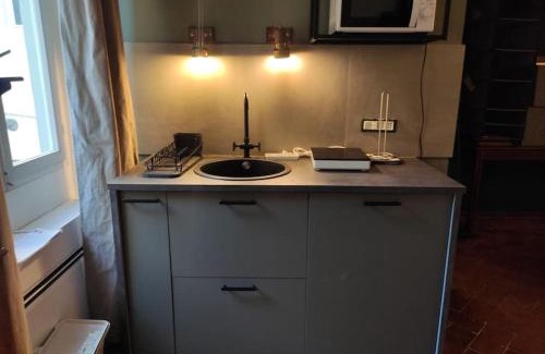 Santo Spirito Apartment | Lovely portion of property near Piazza Santo Spirito
