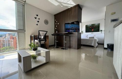 El Tesoro Apartment | Lovely Private Apto in Poblado