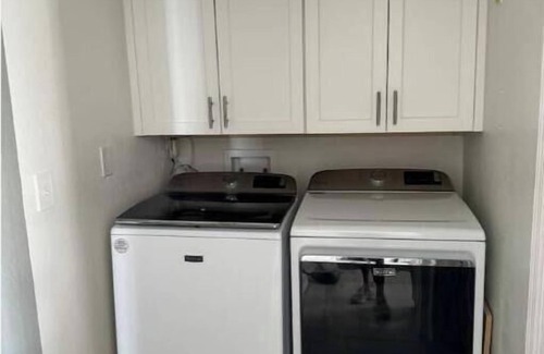 Pelican Bay Condo | Lovely & relaxing summer condo with lake view-Pelican Bay