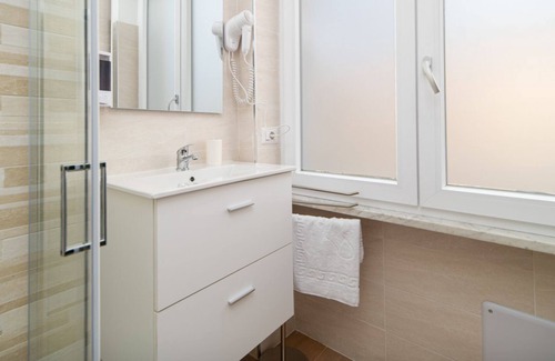Civitavecchia House | Lovely Rooms - Room 3 by Rentbeat