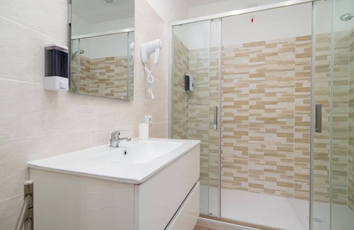 Civitavecchia House | Lovely Rooms - Room 4 by Rentbeat