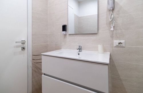 Civitavecchia House | Lovely Rooms - Room 4 by Rentbeat