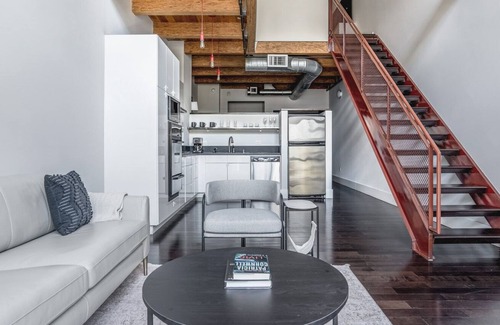 The Villas Apartment | Lovely Santana Row 1BR w/ A/C & W/D, nr highways & mall, by Blueground