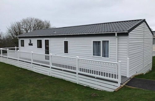 Bucks Cross Cabin | Lovely spacious lodge overlooking the Atlantic Ocean