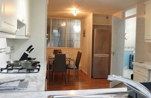 Leeds House | Lovely staycation