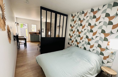 Saint Ouen d'Aunis Apartment | Lovely studio 10 minutes from La Rochelle