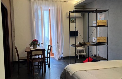 Old Town Apartment | Lovely studio apartment very close to the sea located in the historic center
