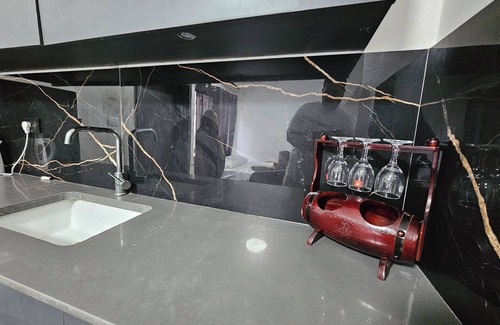 Kiryat Motzkin Apartment | Lovely studio with AC in Haifa