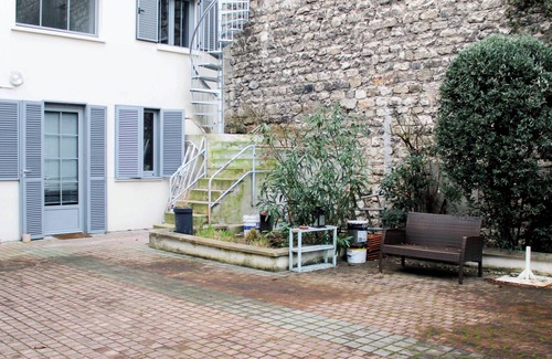 Les Puces de Saint-Ouen Apartment | Lovely T2 in Saint-Ouen-sur-Seine