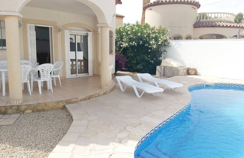 Les Tres Cales House | Lovely Townhouse near the sea with private pool