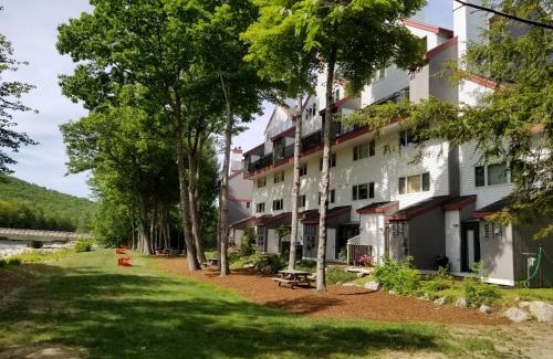 Lincoln Apartment | Lovely Townhouse with Views