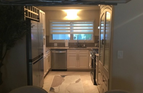 Royal Harbor Condo | Lovely Two bedroom/Two bath Main Floor on the canal to Naples Bay! Pet friendly