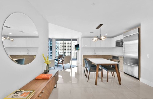 Brickell Condo | Lovely upscale Condo Gorgeous View 2/2 in Brickell