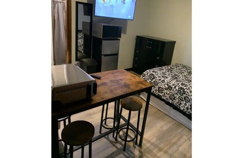 North Lakeport Apartment | Lovely one bedroom efficiency apartment 4