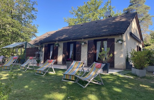 Marcillac-la-Croisille House | Lovely vacation home Maison du lac