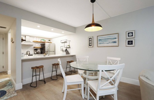 Beachview Country Club Estates Condo | Lovely Vacation Rental Condo On Sanibel - Sundial F205
