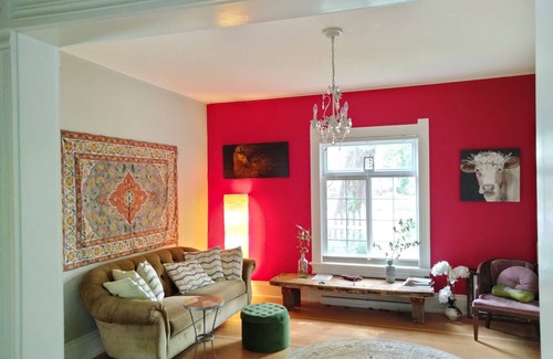 Paonia House | Lovely Victorian house in Paonia: walk to town, the park, and the river.