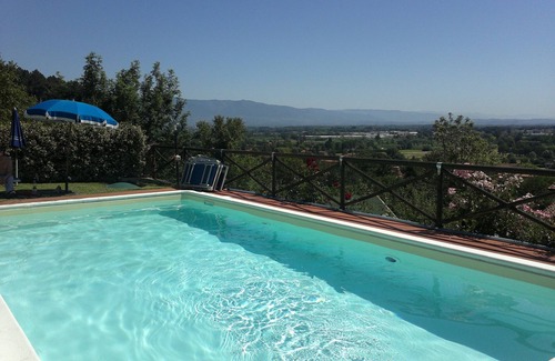 San Lorenzo a Vaccoli Villa | Lovely villa with panoramic pool & gardens between Lucca & Pisa
