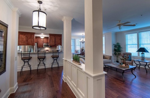 Lake Oconee Condo | Lovely Wooded 2BR Condo Overlooking the Oconee Course