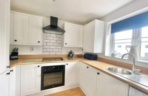 Filton Bed & Breakfast | Lovely2Bed Bristol ApartmentFREE PARKING