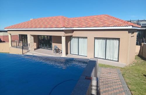 Port Elizabeth Apartment | Lovemoreheights Inn
