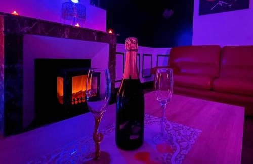 Le Blanc House | Loveroom Gîte de charme L'Amour en Brenne