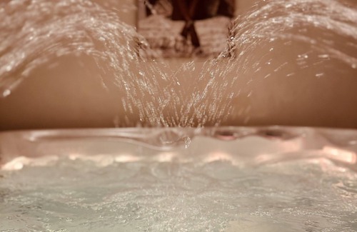 Puget-sur-Argens Apartment | Loveroom, La Suite de L'extase Une Expérience Romantique Sans Égale