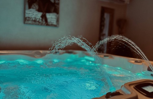 Puget-sur-Argens Apartment | Loveroom, La Suite de L'extase Une Expérience Romantique Sans Égale