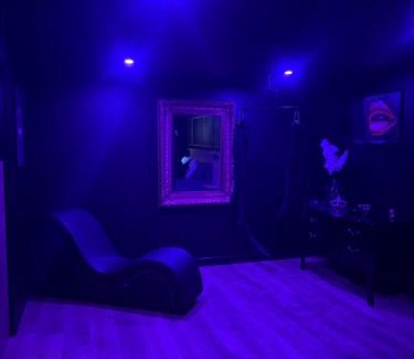 Scionzier Apartment | Loveroom La suite des murmures