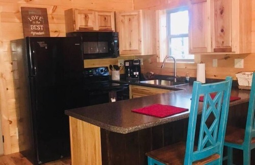 Gatlinburg Cabin | Lover’s Escape - Perfect for Couples!