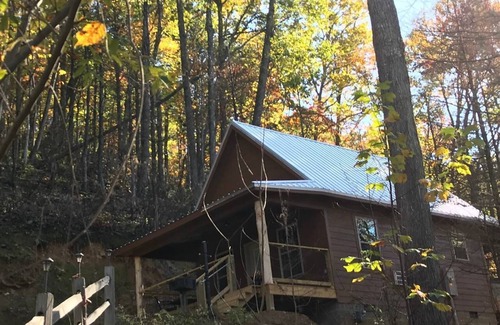 Gatlinburg Cabin | Lover’s Escape - Perfect for Couples!
