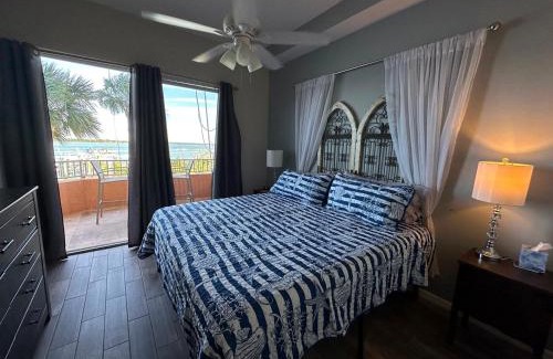 Fort Myers Beach Apartment | Lovers Key Resort Suite 1 - Watch Dolphins Play