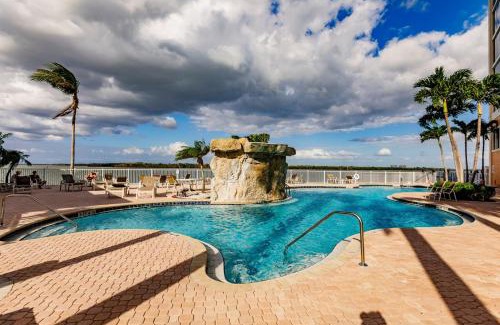 Fort Myers Beach Apartment | Lovers Key Resort Suite 1 - Watch Dolphins Play