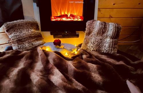 Urbes Ski Chalet | Lovers Nest