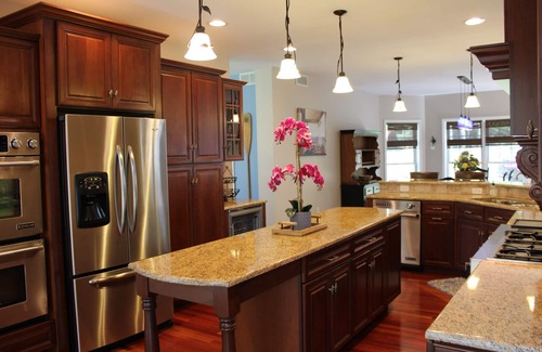 Swanton House | Lovin Life Too 5BR, 4BA lake access, boat slip, hot tub,fire pit 5 STAR