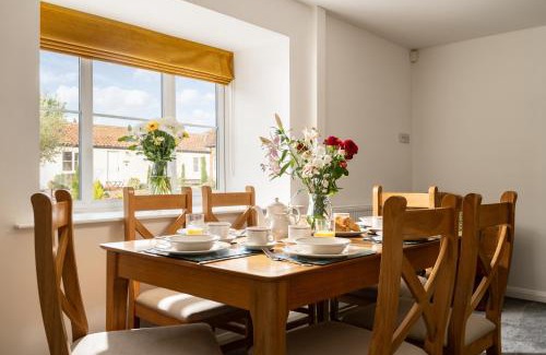 Sewerby House | Low Barn