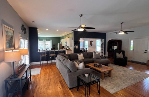 West Ashley House | Lowcountry Family Getaway-A Charleston Adventure Awaits-Spacious & Pet-Friendly!