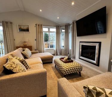 Troutbeck House | Lowena Lodge