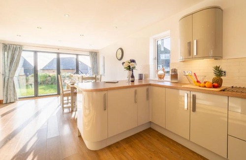 Coverack House | Lowenna